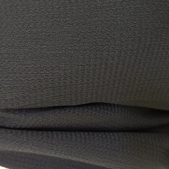 Code x Mode Black Textured Puff Sleeved V Neck Tie Back Peplum Midi Dress Small - Picture 3 of 10